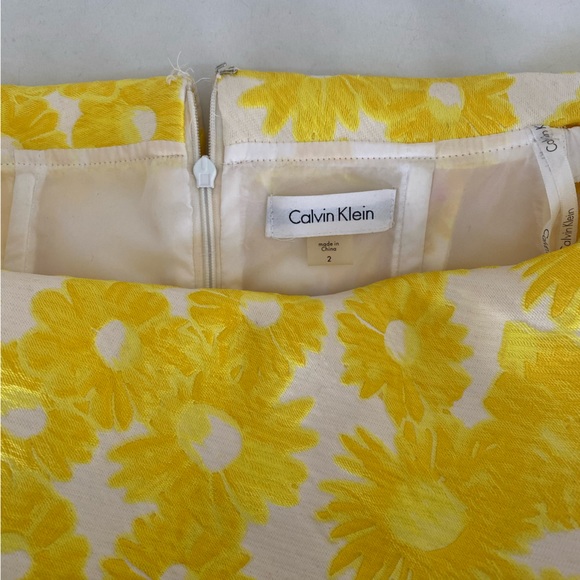 Yellow and white sunflower off the shoulder dress - Picture 3 of 5